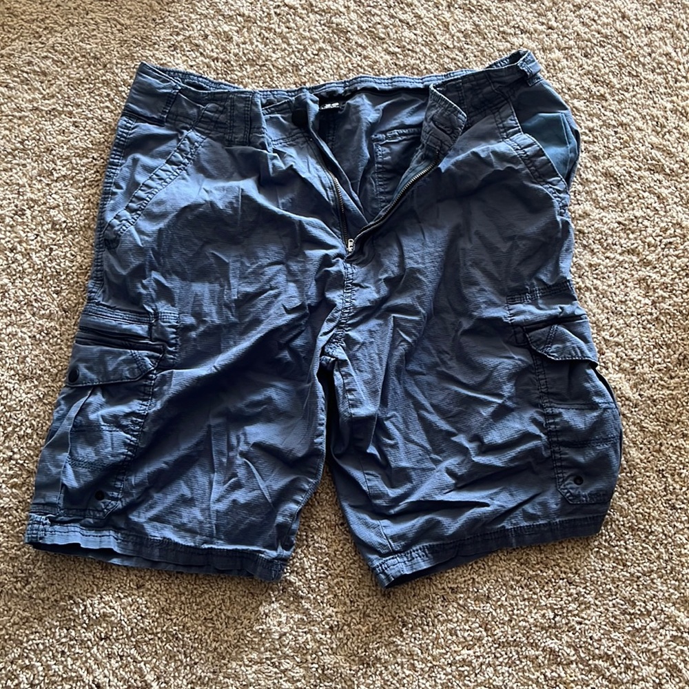 Iron Co. blue cargo shorts